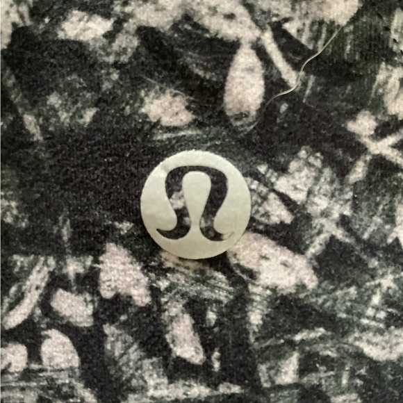 Lululemon Cool Racerback Tank Top Shorter Length - Picture 4 of 5